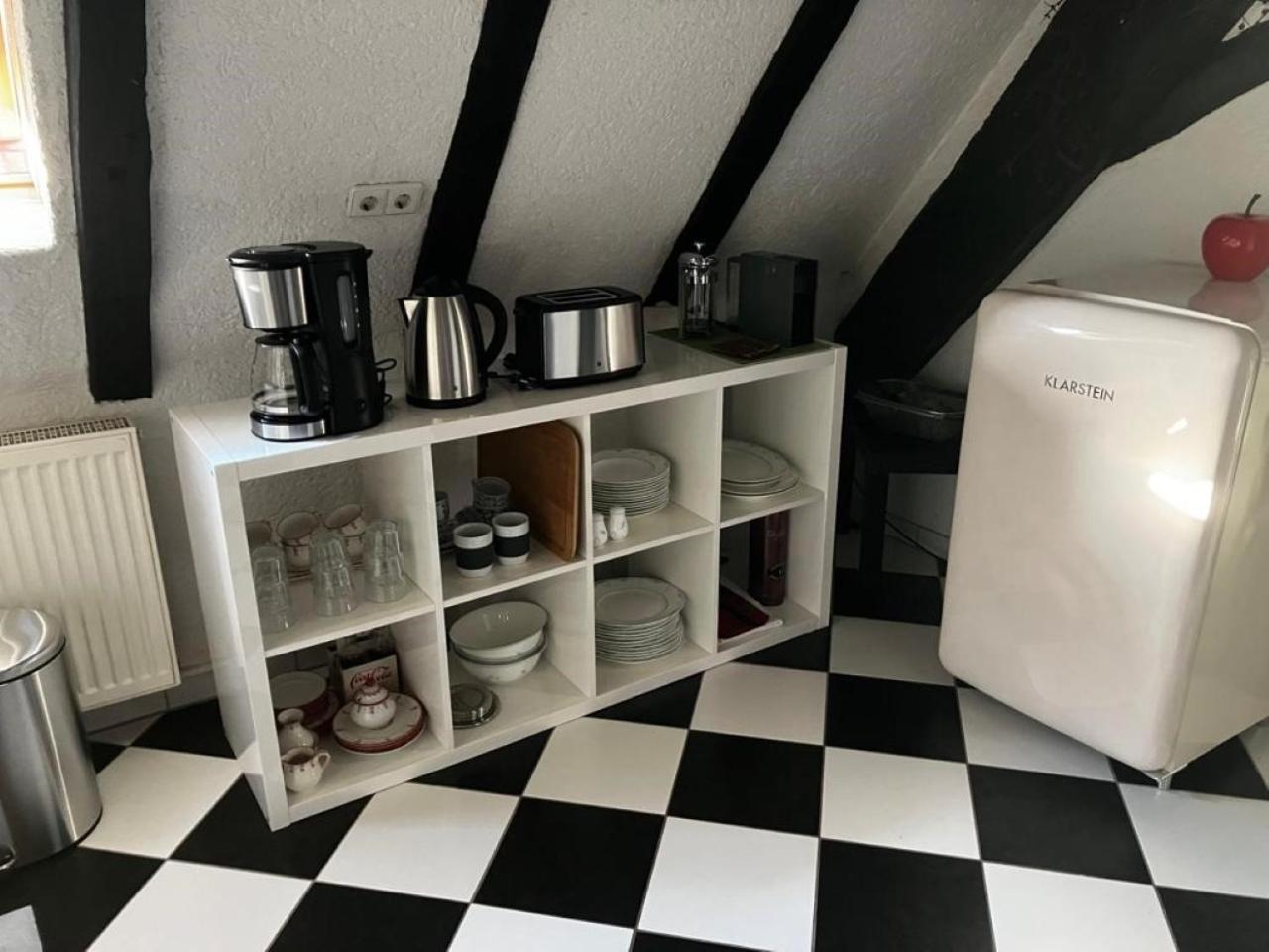 Ferienwohnung Im 'Schmoller - Hof' Нойштадт-ан-дер-Вайнштрасе Екстер'єр фото